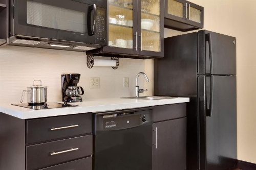 Candlewood Suites VESTAL - BINGHAMTON image 20